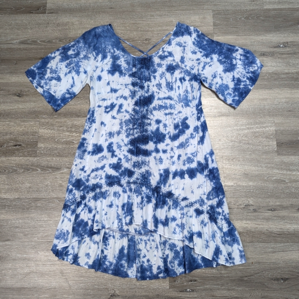 Lori + Mari Sky Blue Tie Dye Dress Size M Criss Cross Back Ruffle Hem